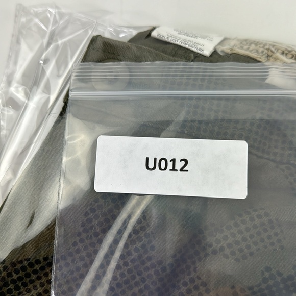 Mountain Ridge Men's  green camouflage shorts size 34 - Picture 10 of 10